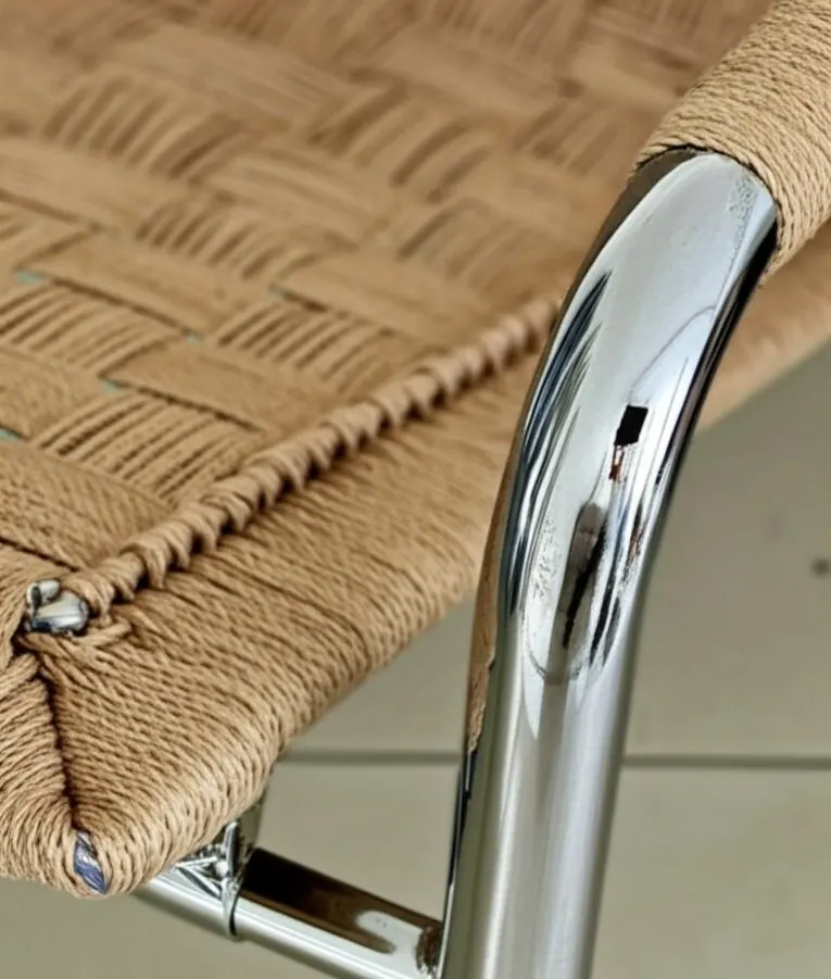 Mueble con trama cerrada